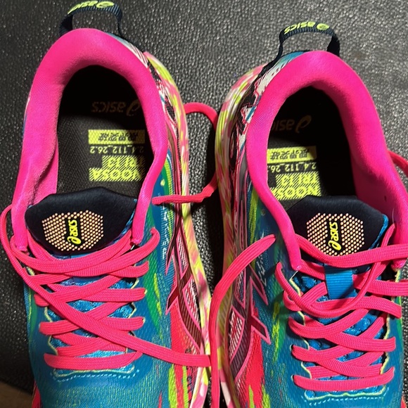 Womens ASICS Noosa Tri 13 - Picture 4 of 8